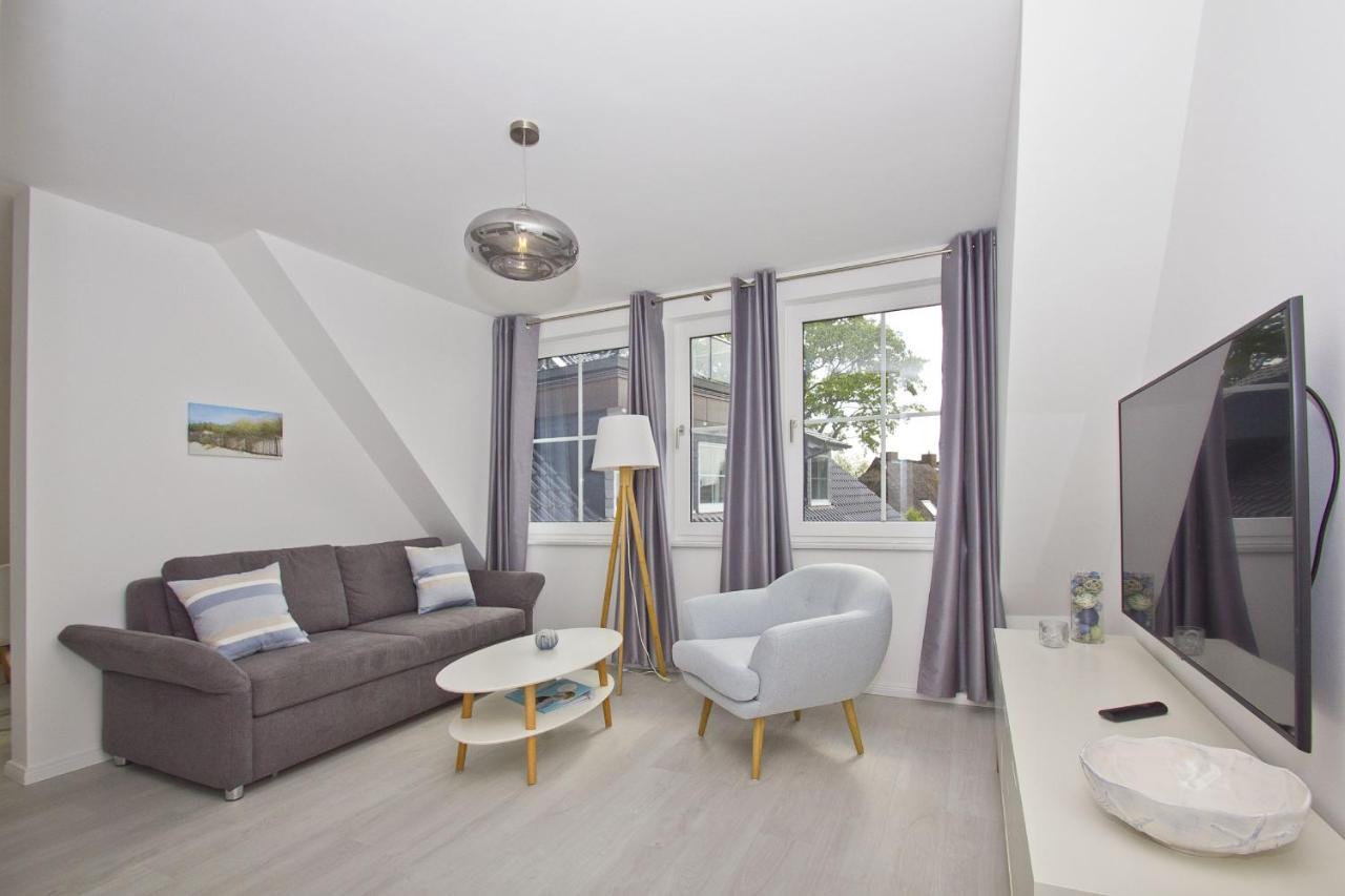 Gratis Nutzung Vom Ahoi Erlebnisbad Und Sauna In Sellin - Haus Inselwind Fewo Meerwellen Groß Zicker Exterior foto