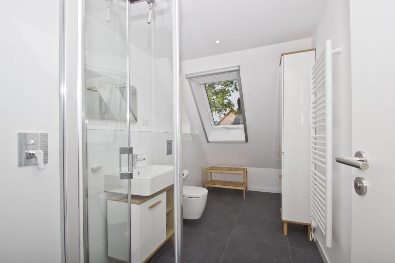 Gratis Nutzung Vom Ahoi Erlebnisbad Und Sauna In Sellin - Haus Inselwind Fewo Meerwellen Groß Zicker Exterior foto